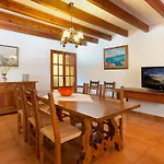 Cal Apostol Holiday home
